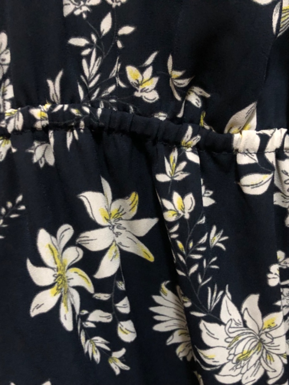 Banana Republic Size 14 floral dress navy blue white yellow tie neck ruffle - Picture 6 of 8